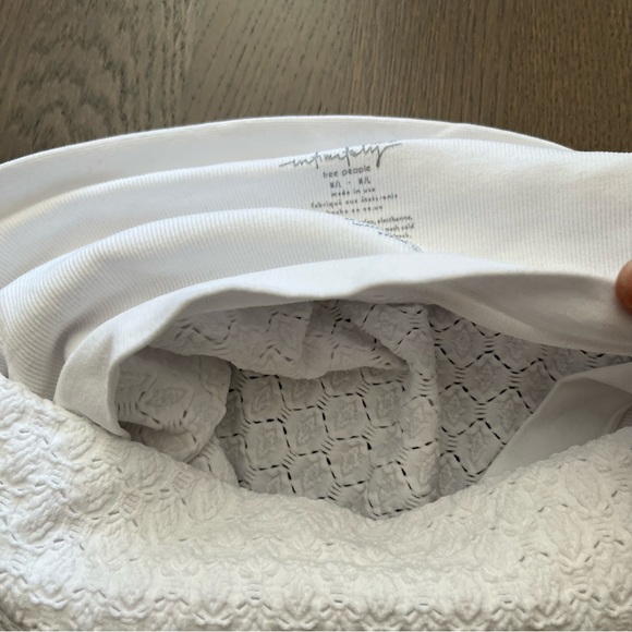 Free People Intimately Seamless Strapless Tube Top Size M/L in Ivory NWOT - Picture 4 of 7